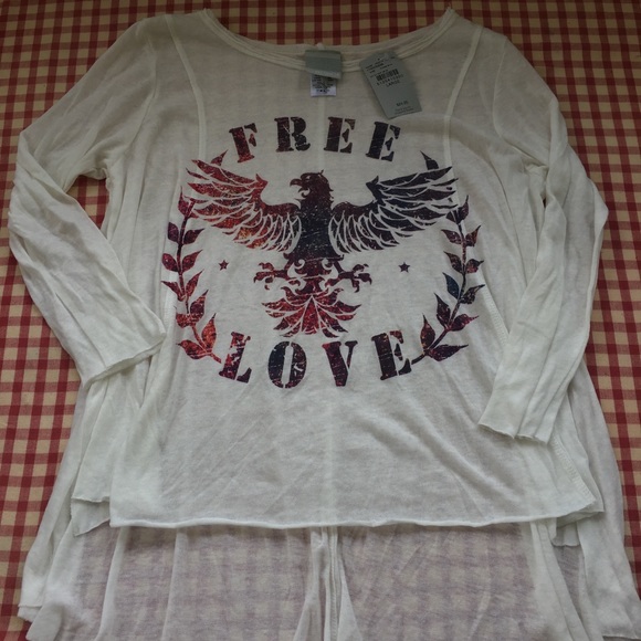 Buckle Tops - Buckle Freshwear Free Love Bird Hi Low Tee Size L